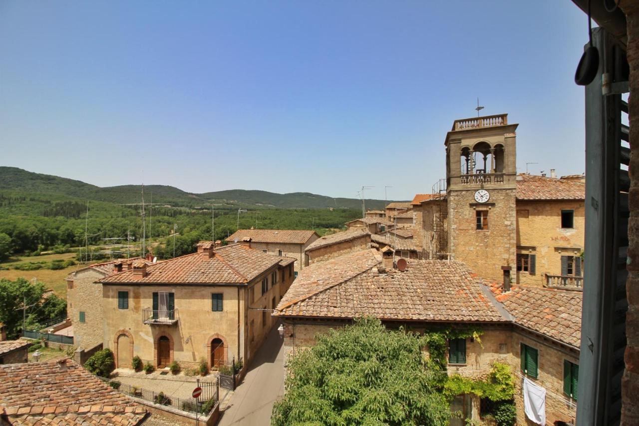 Castello Di Sovicille - Residenza D'Epoca Bed & Breakfast ภายนอก รูปภาพ