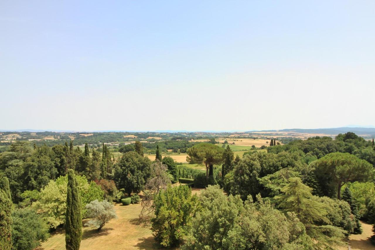 Castello Di Sovicille - Residenza D'Epoca Bed & Breakfast ภายนอก รูปภาพ