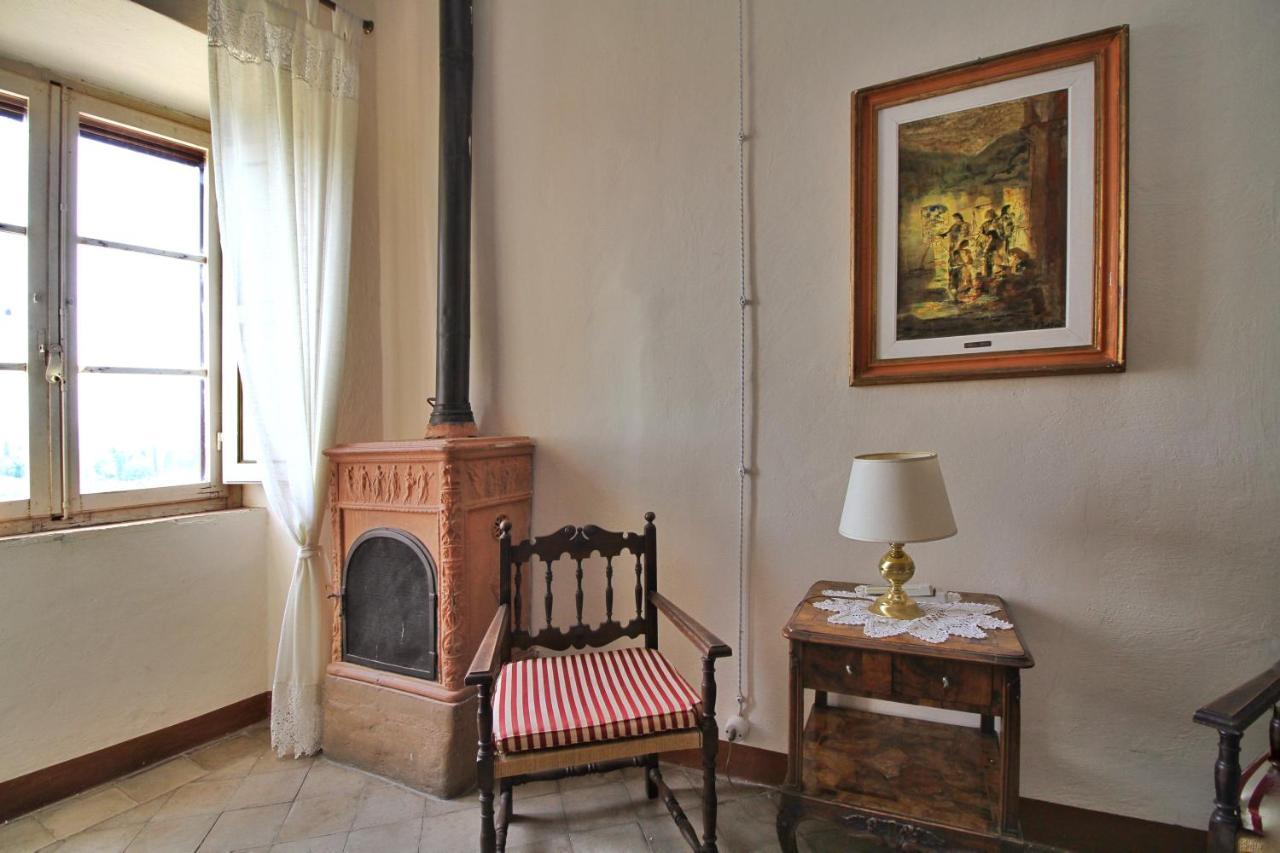 Castello Di Sovicille - Residenza D'Epoca Bed & Breakfast ภายนอก รูปภาพ