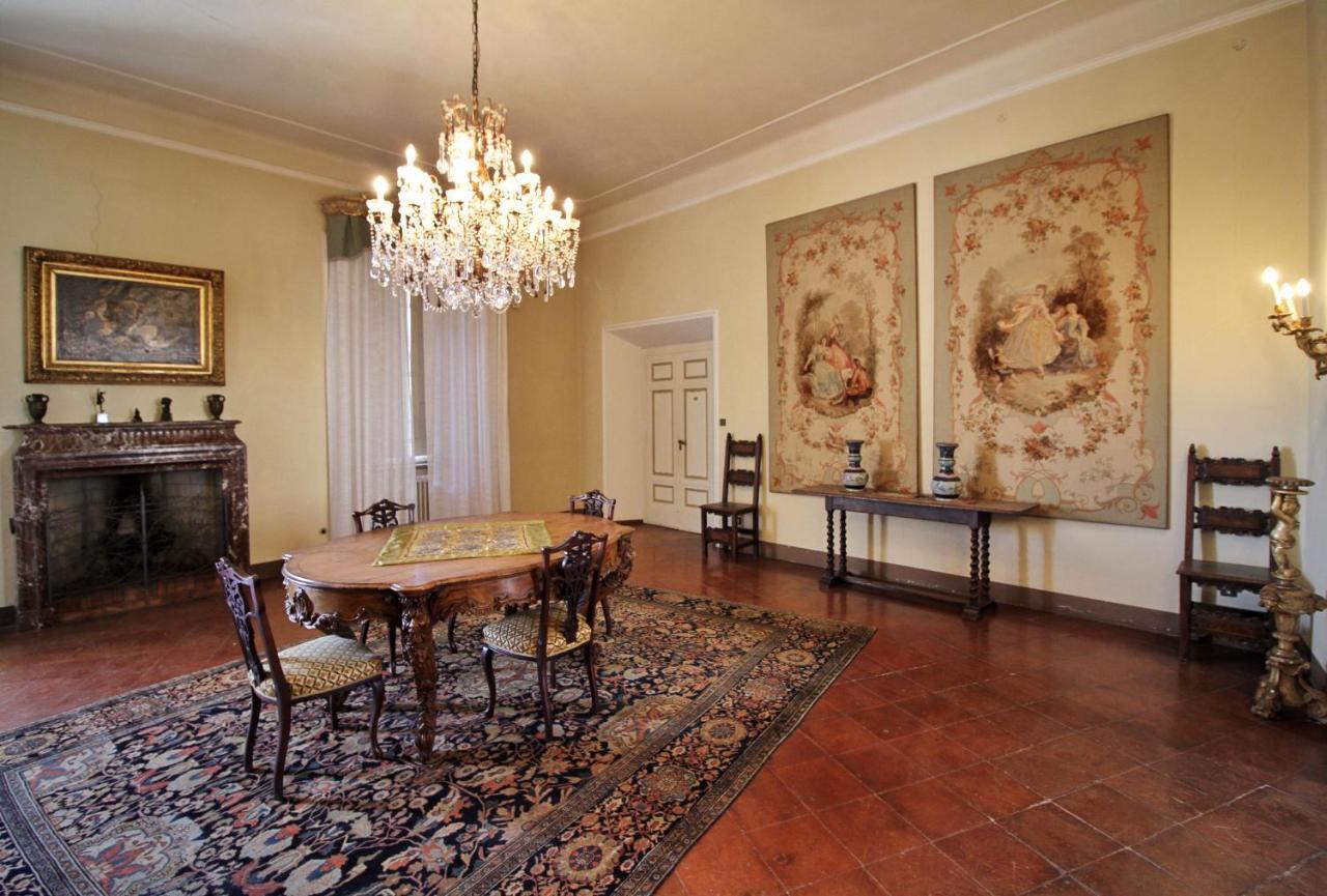 Castello Di Sovicille - Residenza D'Epoca Bed & Breakfast ภายนอก รูปภาพ