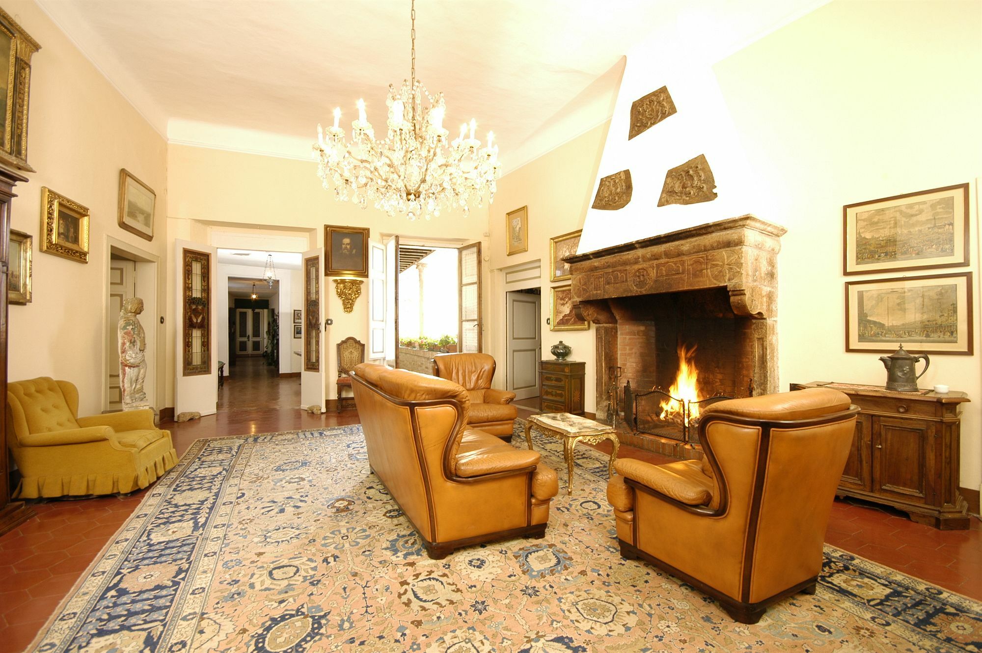 Castello Di Sovicille - Residenza D'Epoca Bed & Breakfast ภายนอก รูปภาพ