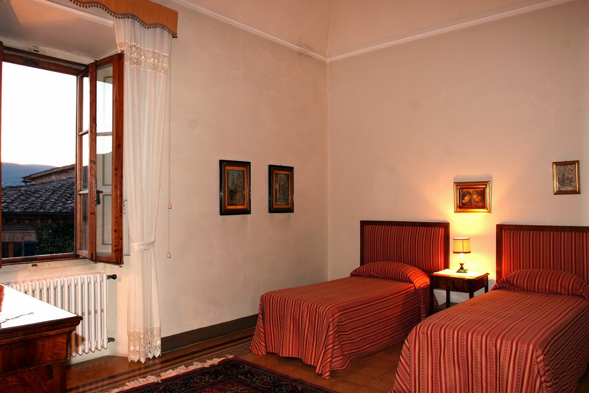 Castello Di Sovicille - Residenza D'Epoca Bed & Breakfast ภายนอก รูปภาพ